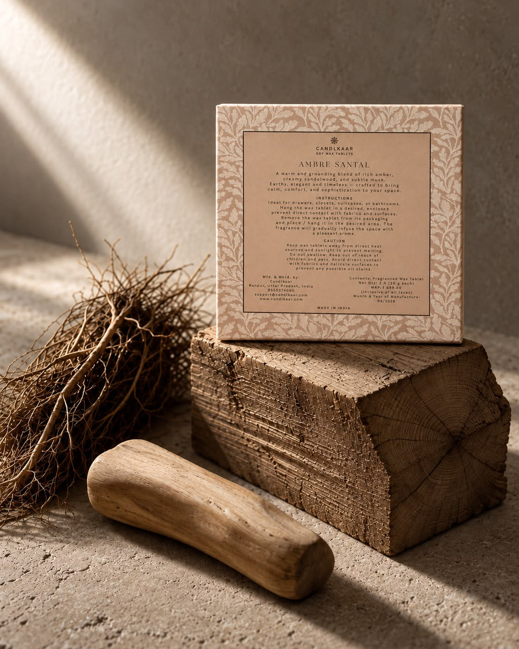 SOY WAX TABLET (AMBRE SANTAL)